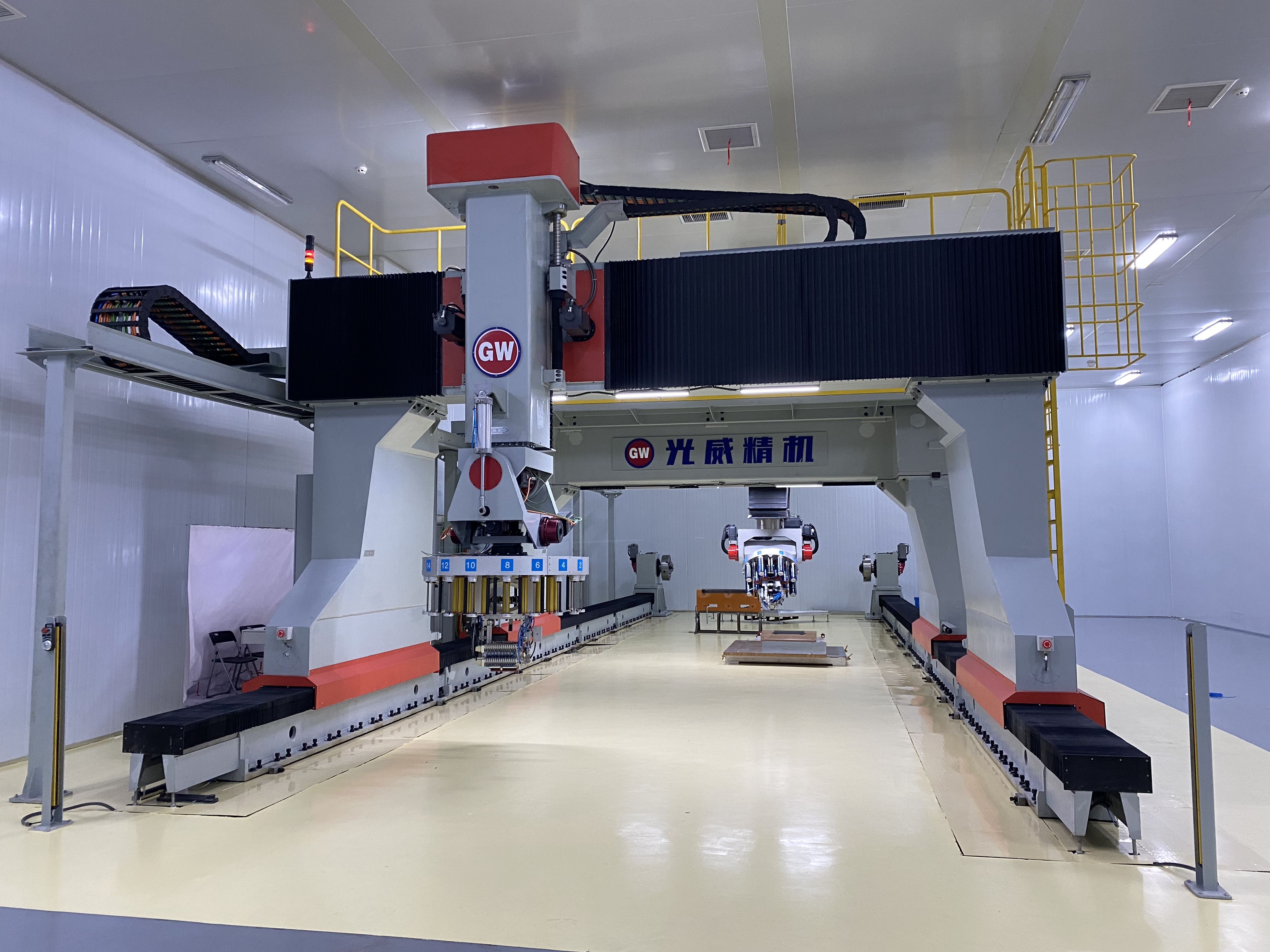 铺丝铺带设备.jpg 铺丝铺带设备.jpg